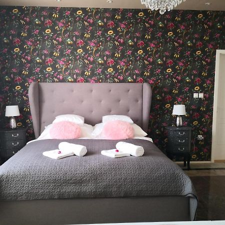 Kupola Apartman แซแก็ด ภายนอก รูปภาพ