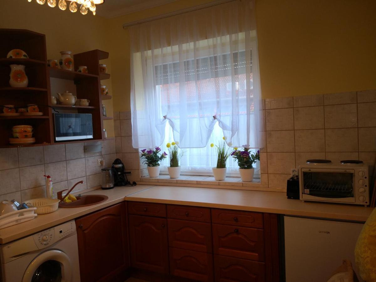 Kupola Apartman แซแก็ด ภายนอก รูปภาพ