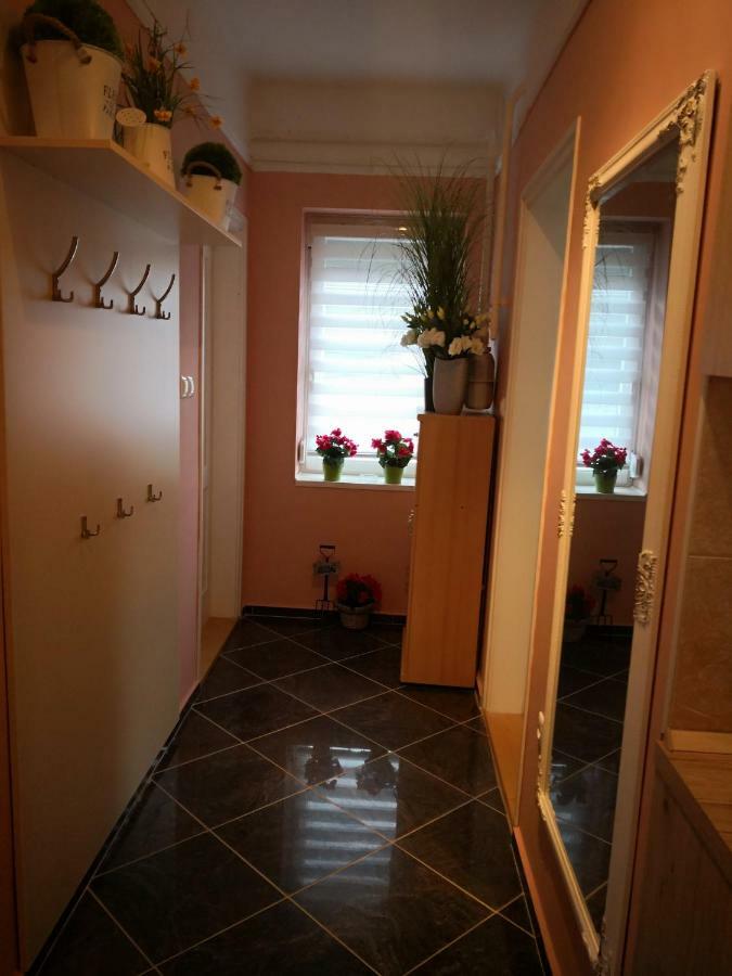 Kupola Apartman แซแก็ด ภายนอก รูปภาพ