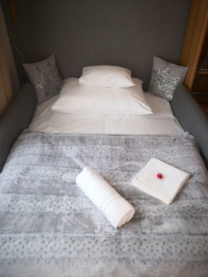 Kupola Apartman แซแก็ด ภายนอก รูปภาพ