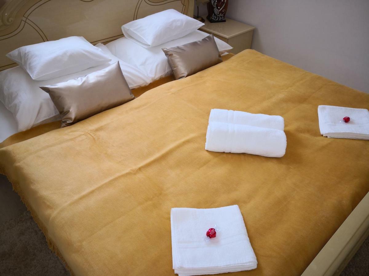 Kupola Apartman แซแก็ด ภายนอก รูปภาพ